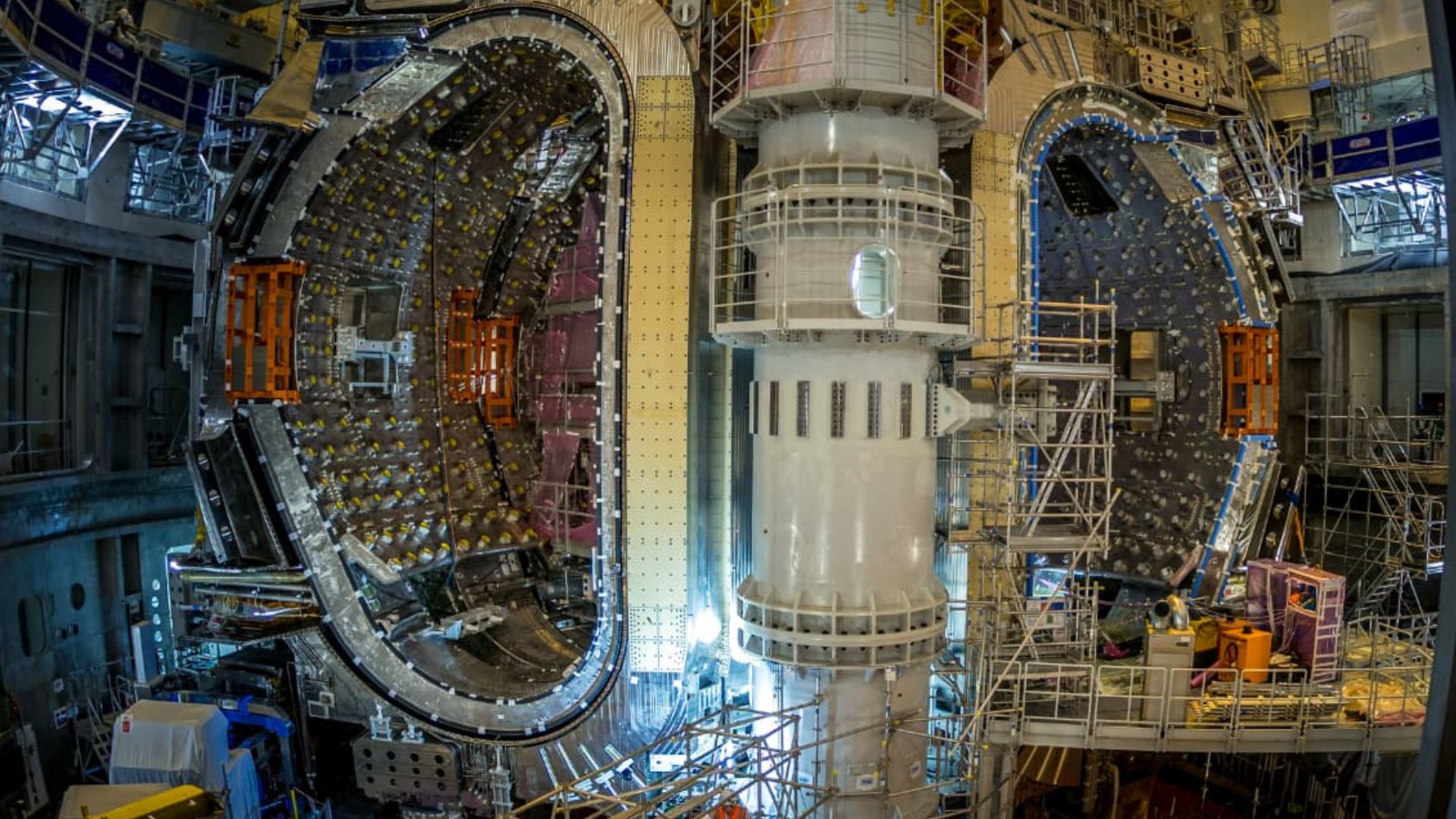 Giant Godzilla Robot Powers ITER Fusion Build