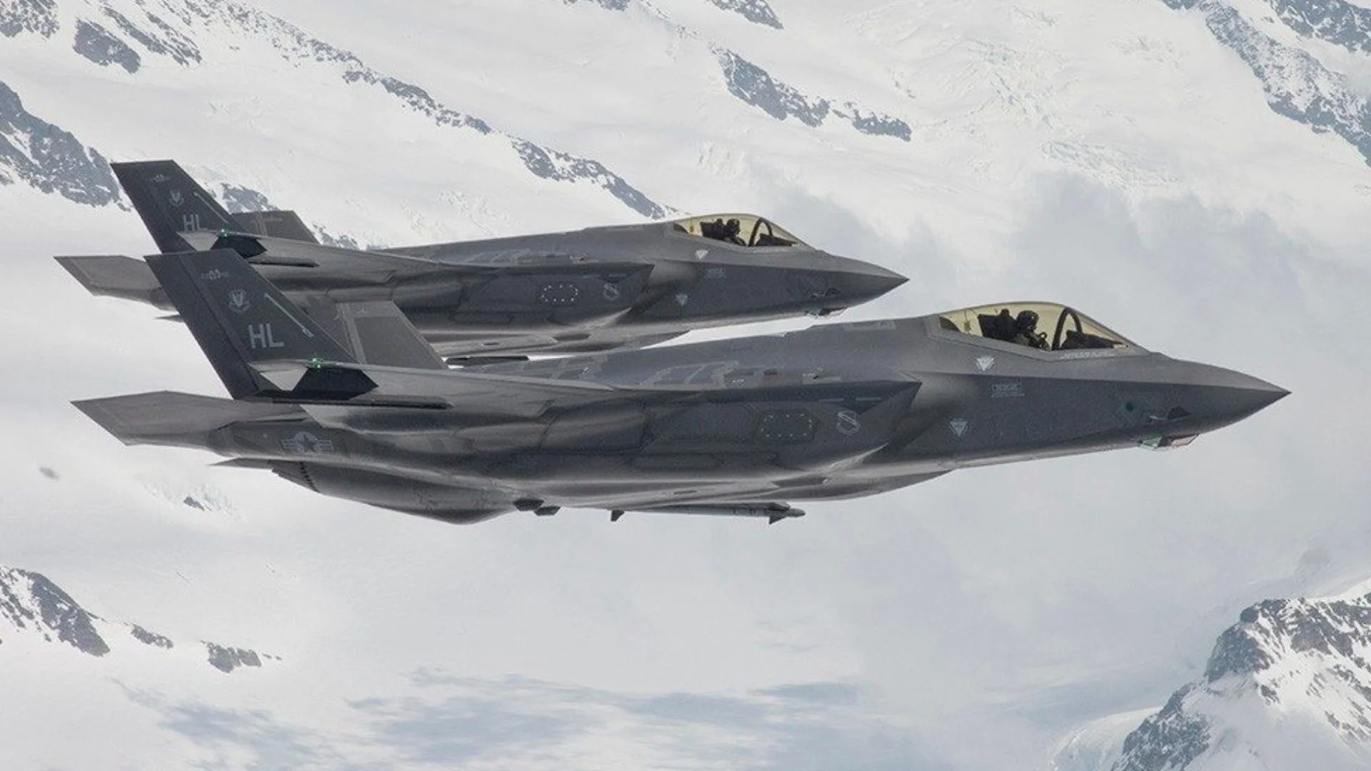 F-35 Quarterbacks Marine Ops