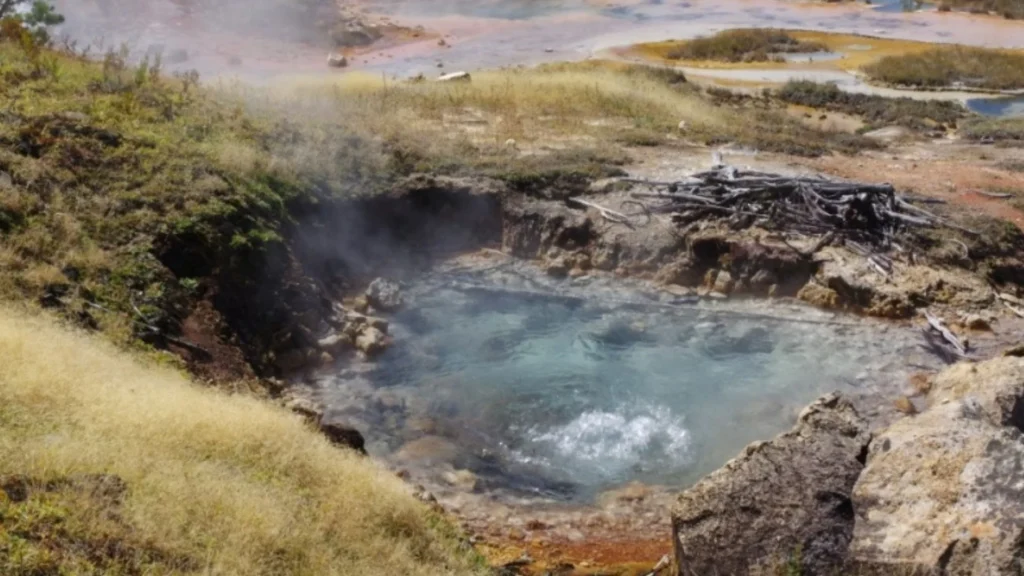 New research reveals Yellowstone National Park’s volcanic system formed when tectonic forces cracked the crust first, allowing magma to rise later.