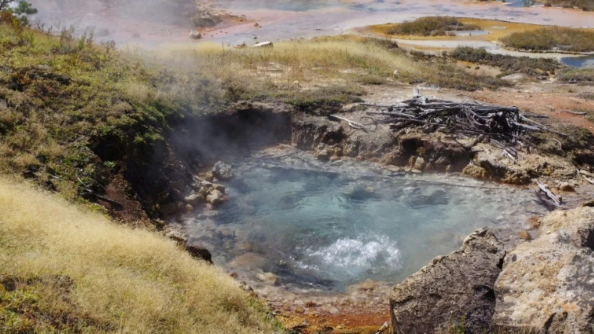 New research reveals Yellowstone National Park’s volcanic system formed when tectonic forces cracked the crust first, allowing magma to rise later.