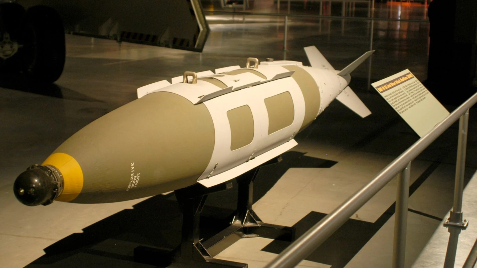 JDAM-LR weapon