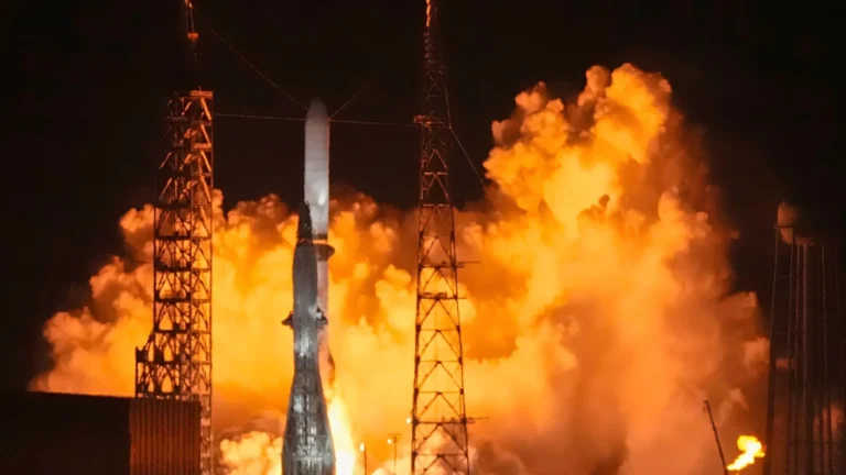 Blue Origin Rocket Explosion Shakes Florida Launch Pad