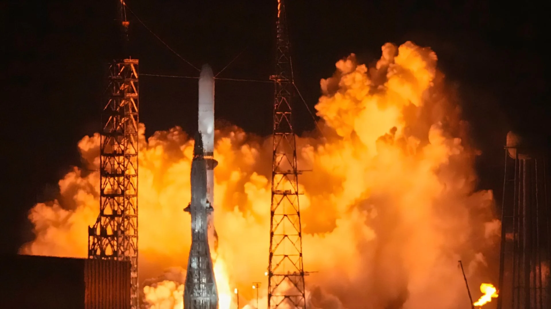 Blue Origin Rocket Explosion Shakes Florida Launch Pad