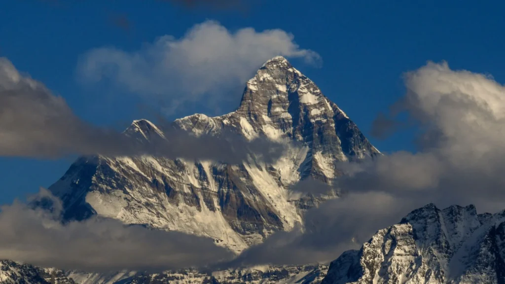 Nanda Devi's Lost CIA Nuclear Device