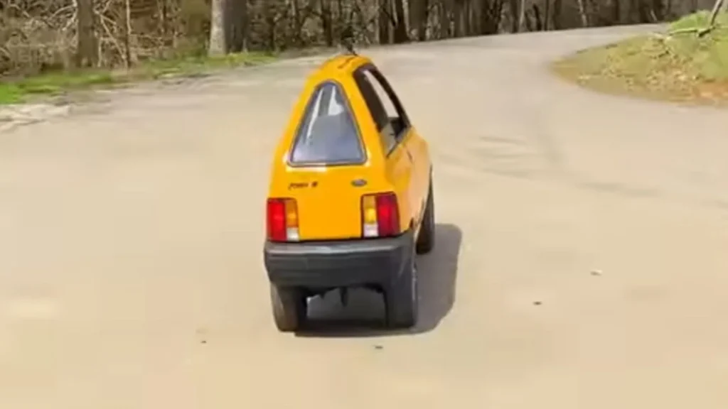 YouTuber Turns Ford Festiva into ultra-thin car