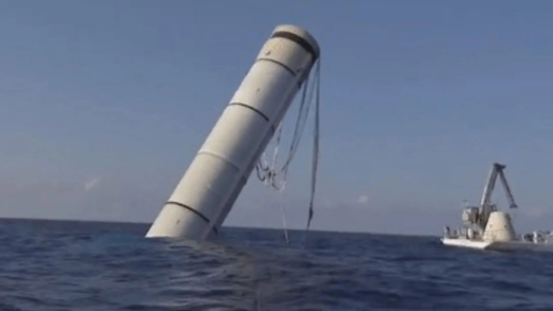 US Air Force Eyes Oil Rigs for Rocket Recovery