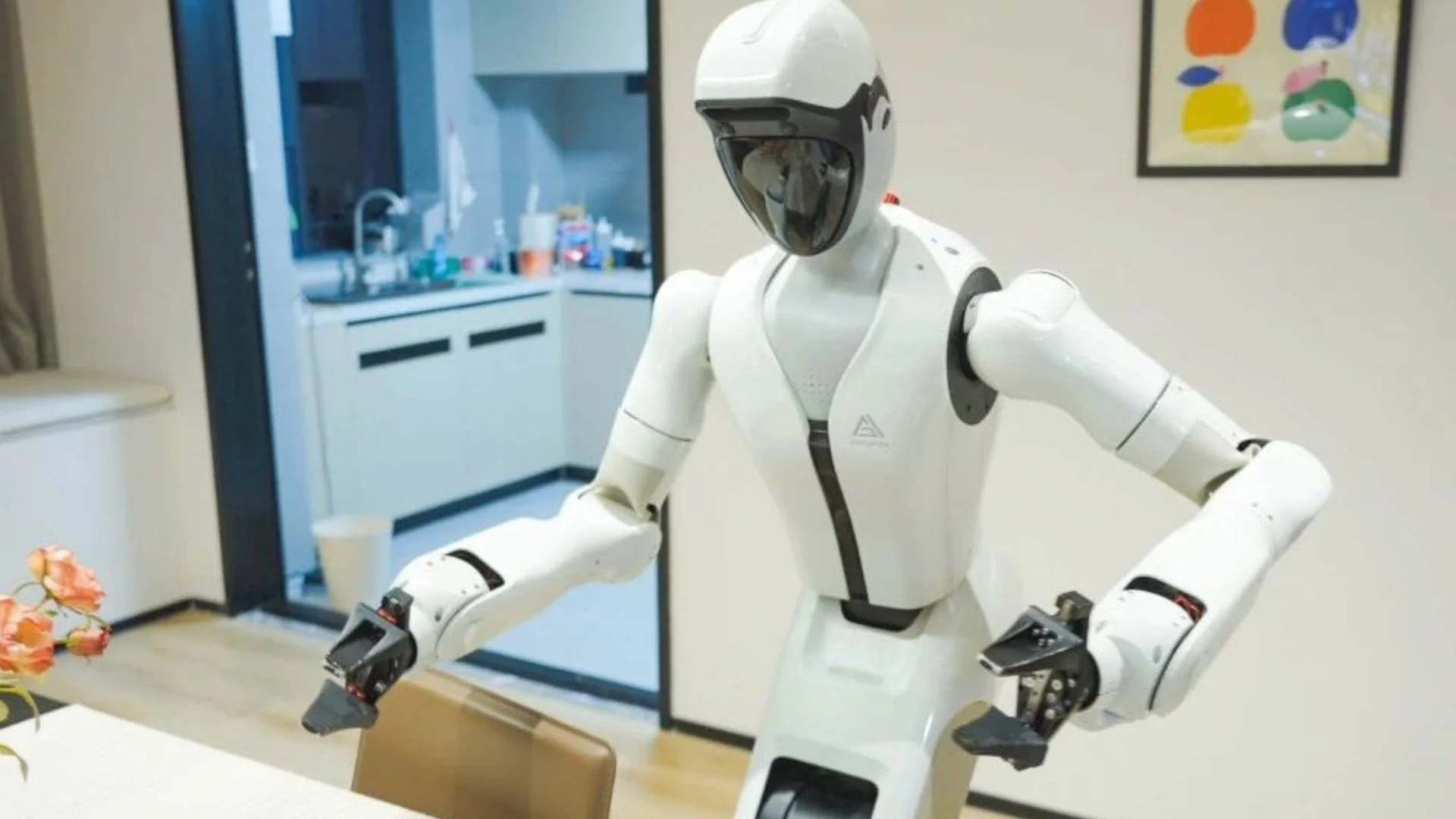 China's SeeLight S1 Humanoid Robot Targets Home Use