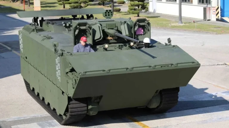 Hanwha KAAV-II Unveiled for South Korea Marines