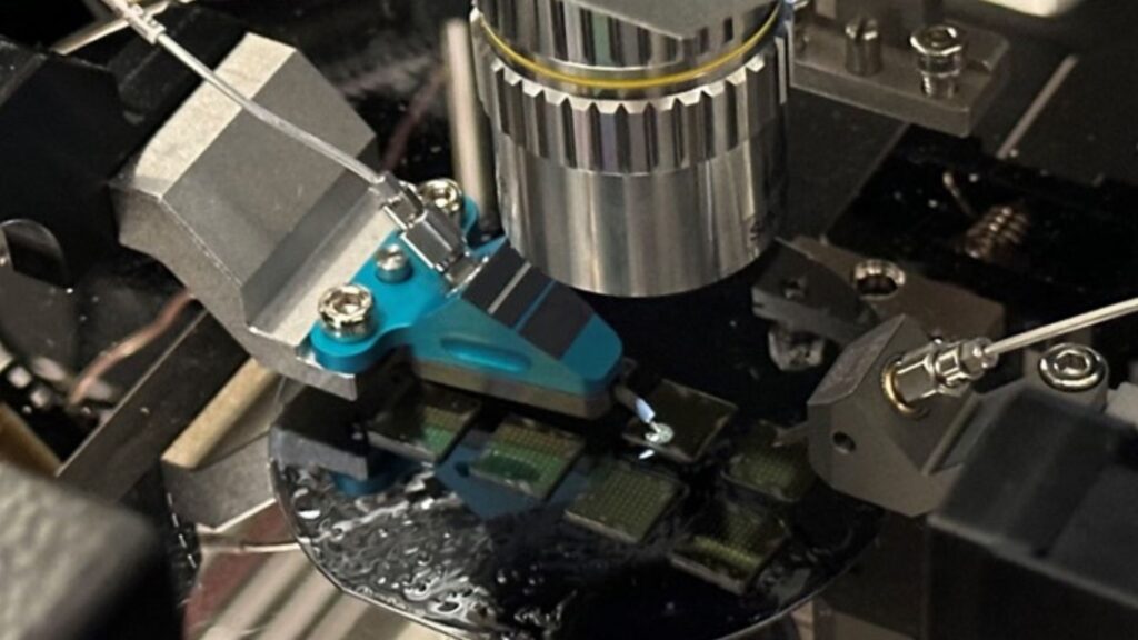 Cornell Cracks 17-Year Electronics Challenge With Breakthrough Low-Loss Tunable Dielectric Material