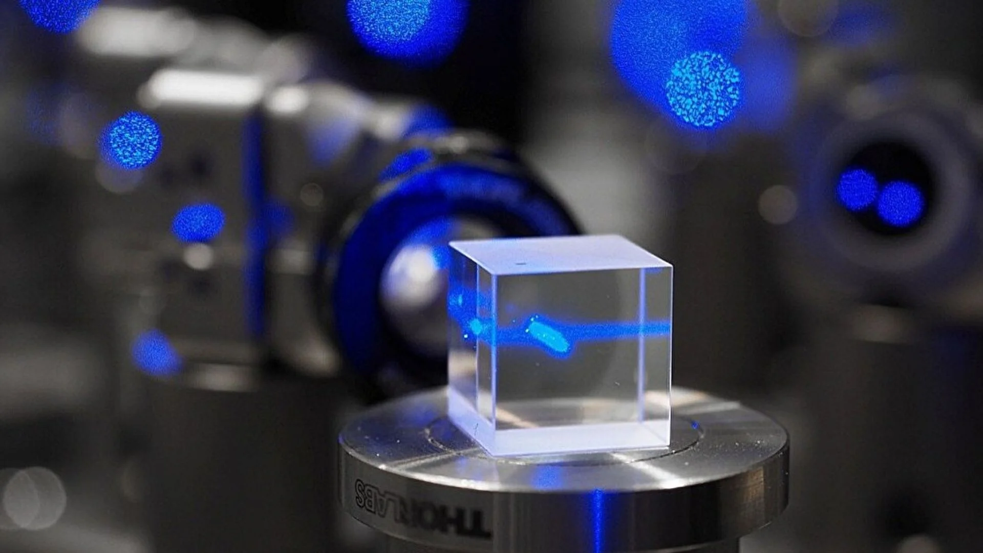 New quantum sensor cancels measurement noise, improving searches for dark matter and gravitational waves.