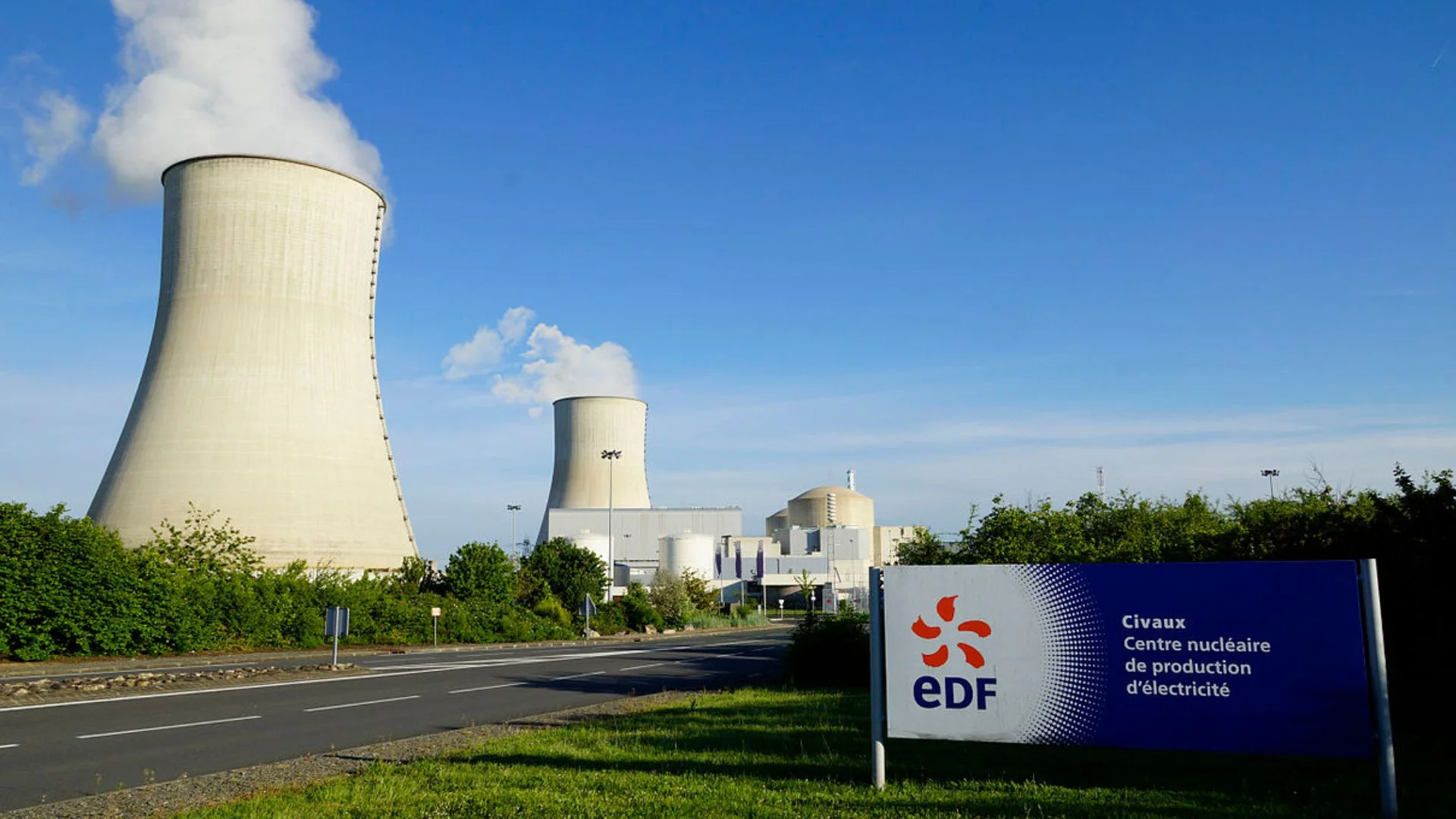 France Heatwave Forces Nuclear Reactors Shutdowns