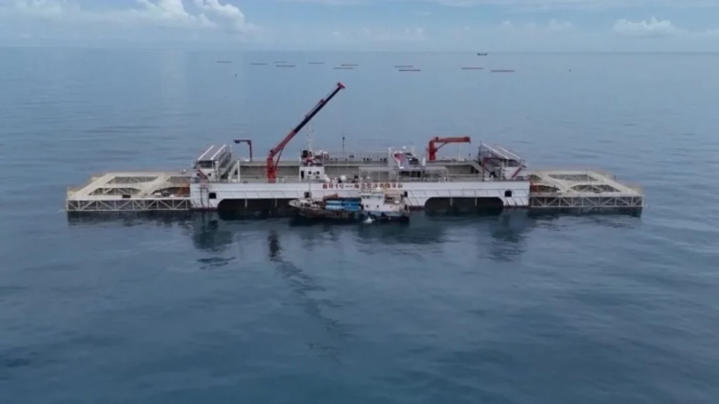 China Launches Xinhuan No. 1, Its Largest Offshore Fish Farming Platform, in Hainan