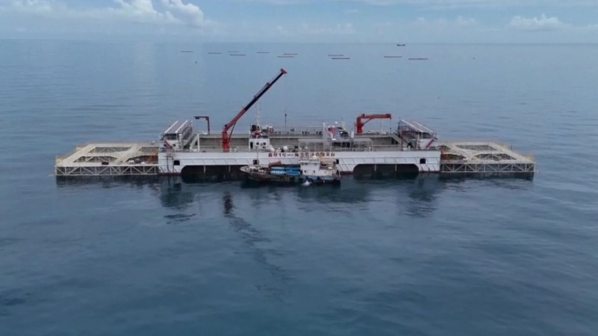 China Launches Xinhuan No. 1, Its Largest Offshore Fish Farming Platform, in Hainan