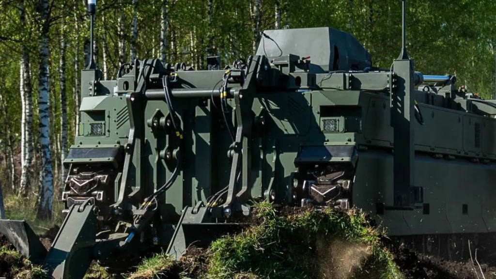 Rheinmetall Unveils MV-8 KOMODO Mine Clearance Robot at Eurosatory 2026