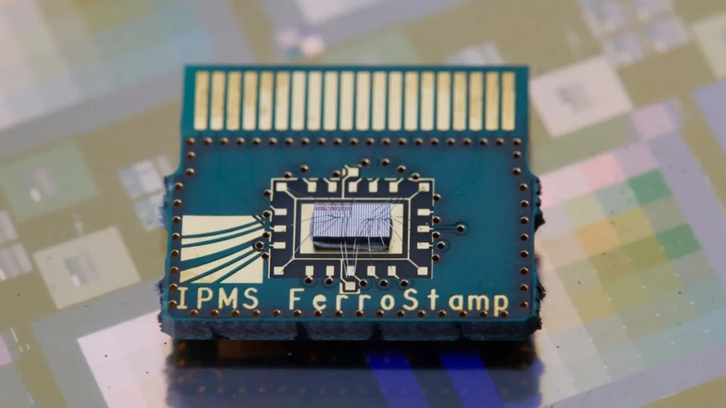 Fraunhofer and GlobalFoundries Develop FRAM Memory Breakthrough for Edge AI Chips
