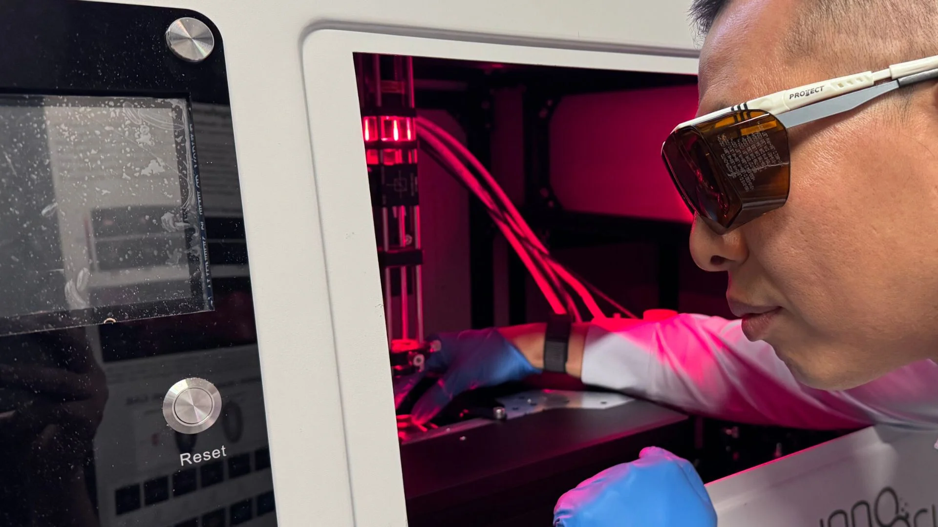 New Light-Sorting Chip Brings Spectral Imaging Directly to Camera Sensors in Compact Design