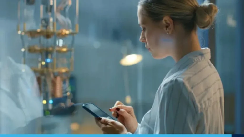 STMicroelectronics' ST54M Is the First Chip to Combine Post-Quantum Security With NFC & eSIM