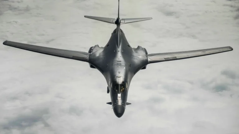 1,000-nautical mile missiles