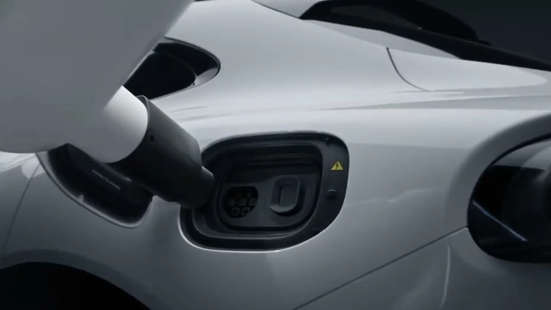 Xiaomi Unveils Robotic EV Charging Arm, Reviving Idea Tesla Abandoned Years Ago