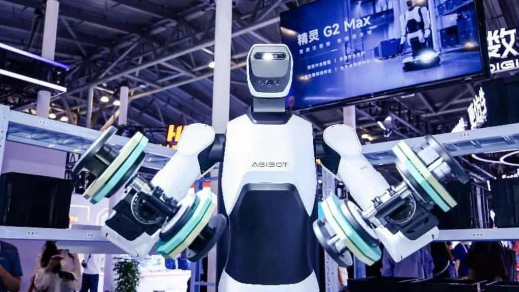 AGIBOT Unveils Four New Embodied AI Robots, Industrial Systems And Dexterous Hands At WAIC