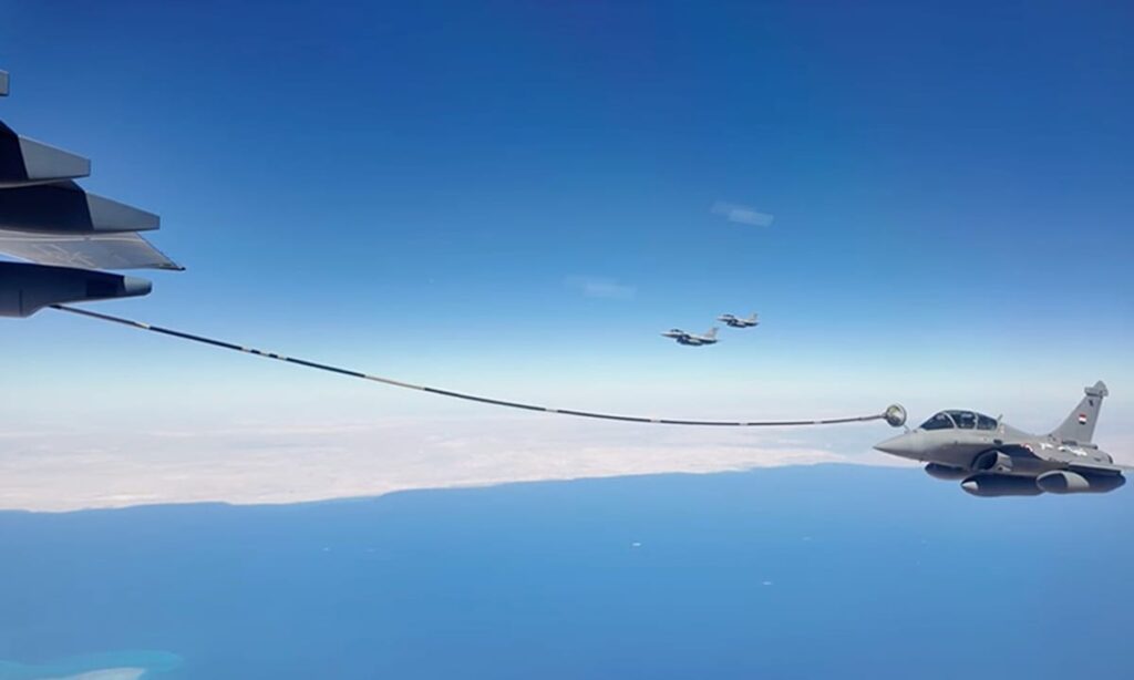 Chinese YU-20 tanker