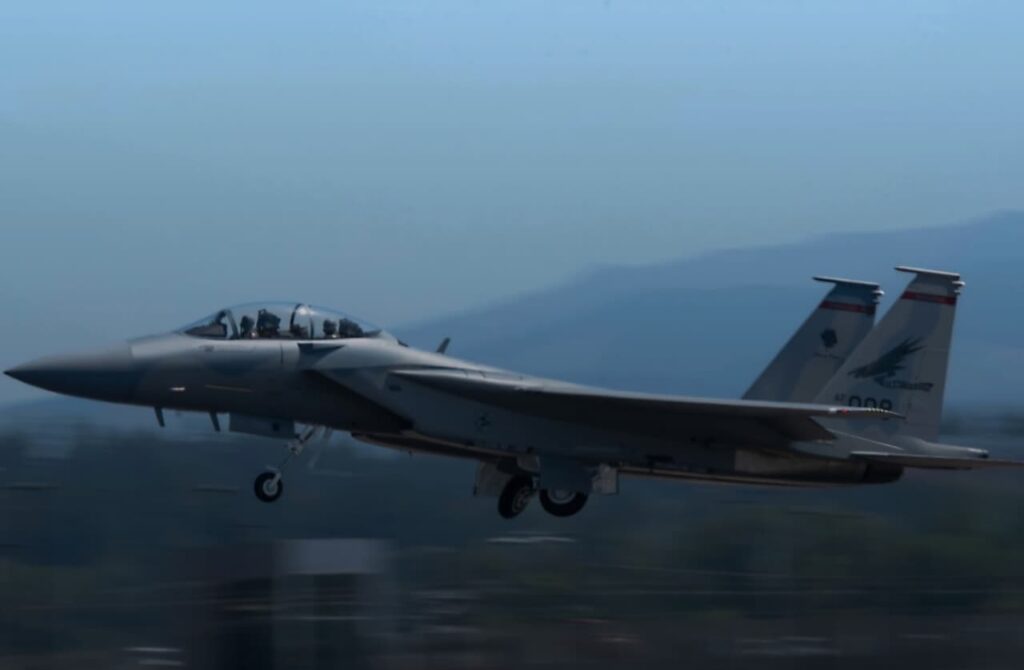 Oregon's F-15EX Eagle II drops