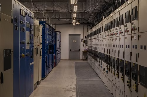 Energy Vault plans to use Rolls-Royce MTU reciprocating engines to provide onsite power for AI data centers.