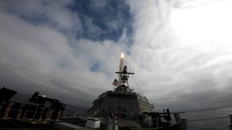 US And UK Test SM-6, Sea Venom And NSM In Major Atlantic Frigate SINKEX