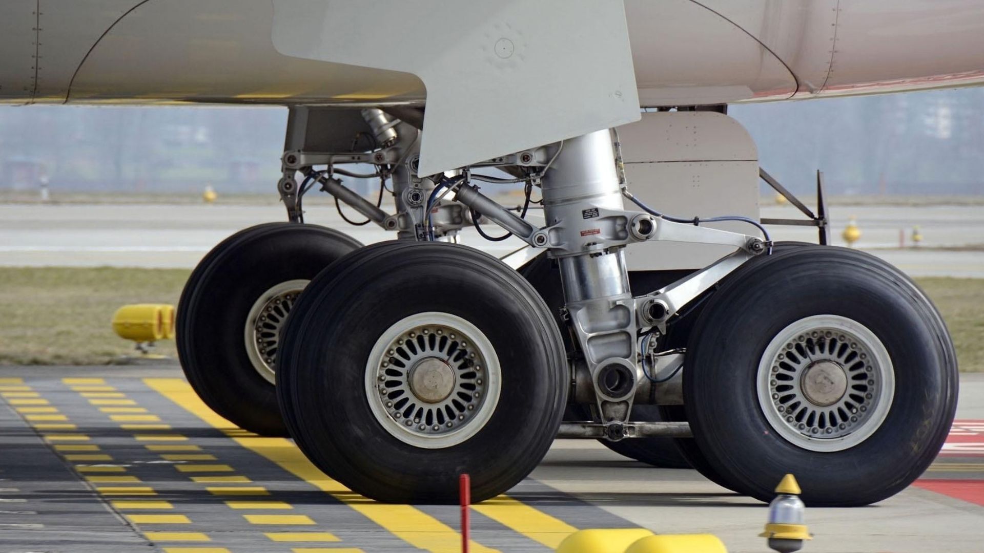 China’s AVIC Brake has advanced carbon-ceramic and electric braking technology for aircraft, EVs and high-speed rail.