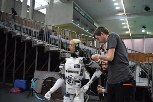 Germany’s TUM and NEURA Open New AI Training Center for Robots.